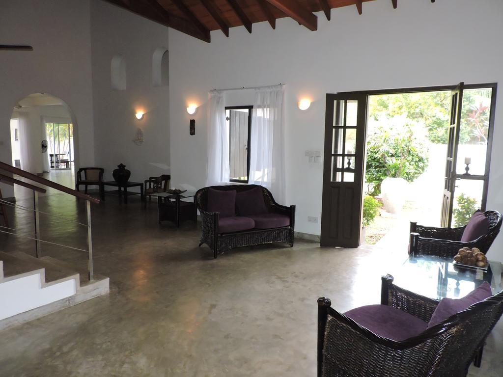 The Lagoon Villa Kurana Katunayaka 외부 사진