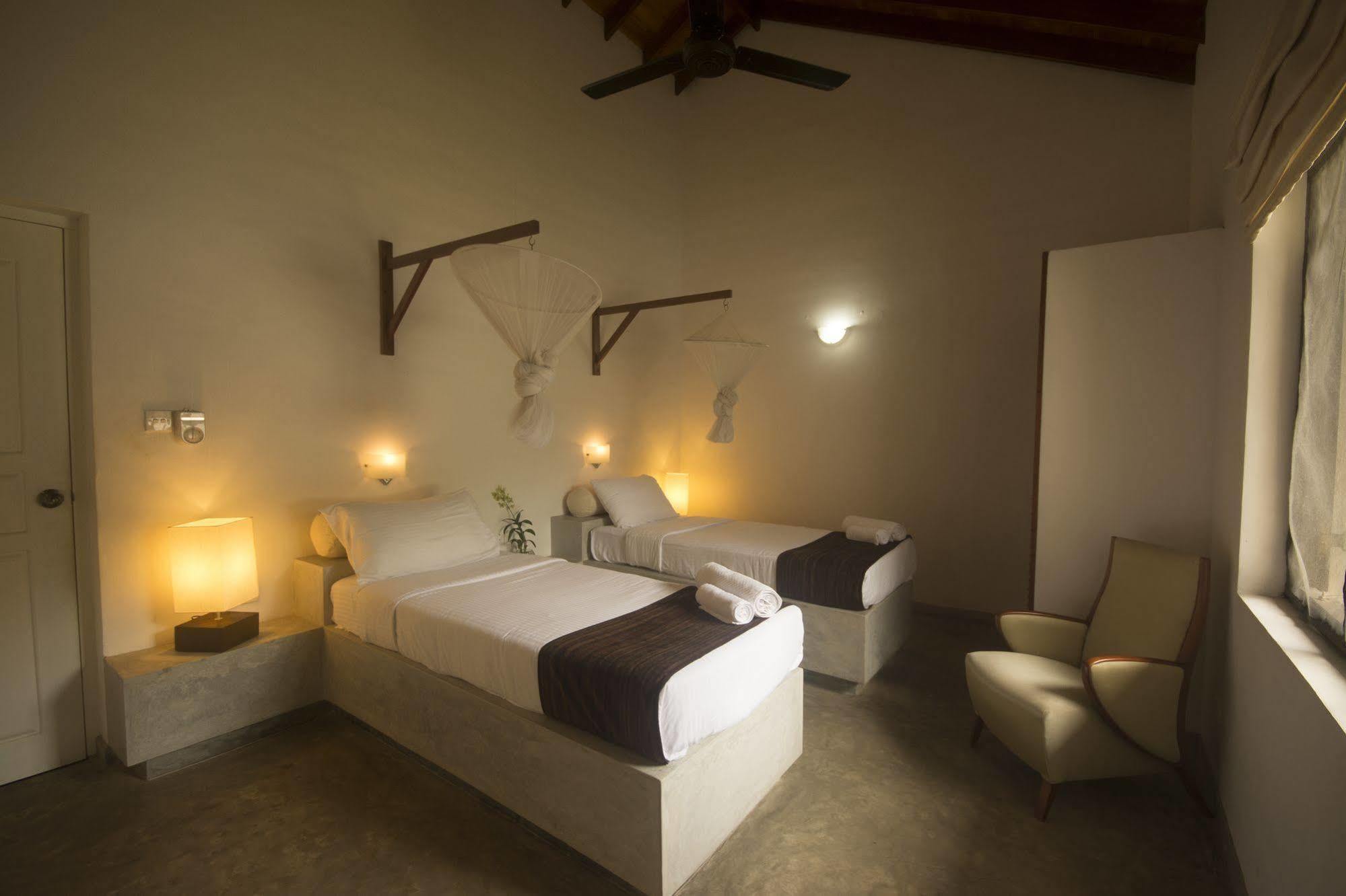 The Lagoon Villa Kurana Katunayaka 외부 사진